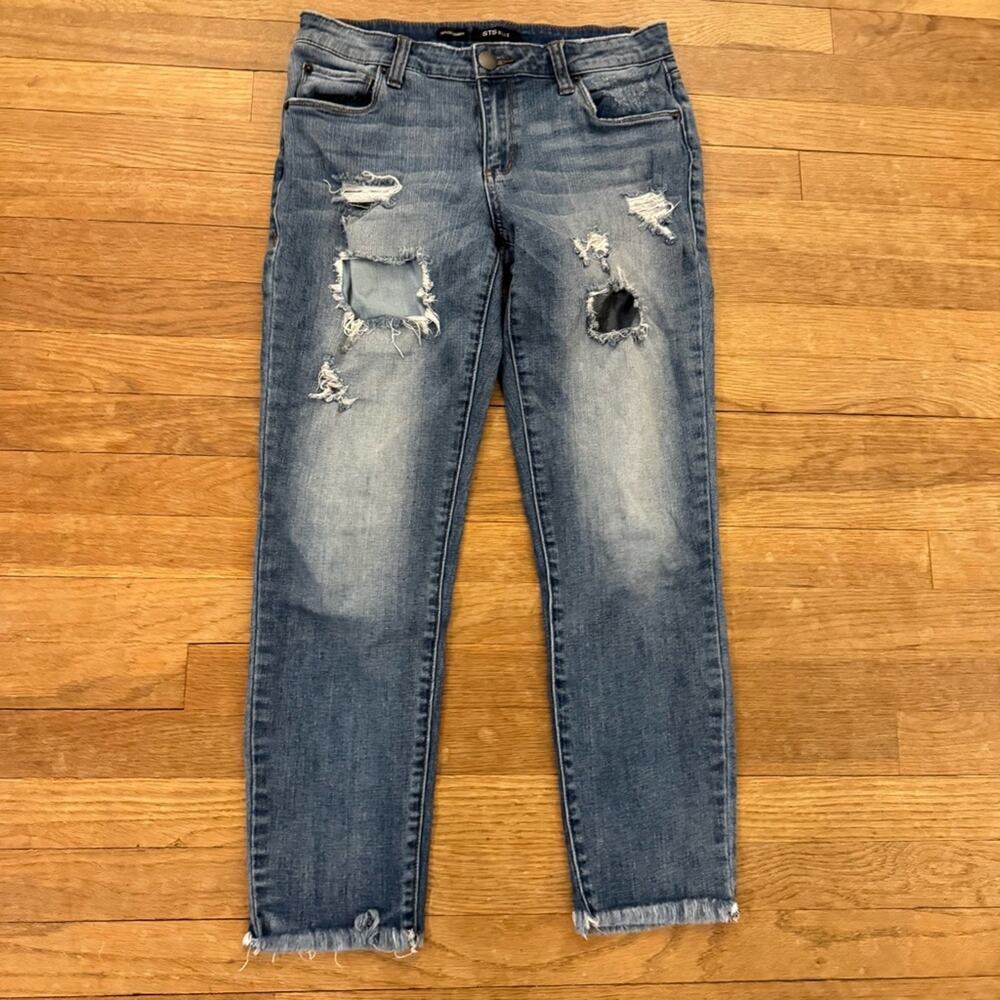 STS Blue Taylor Tomboy distressed low rise ankle straight leg jeans size 27 b47